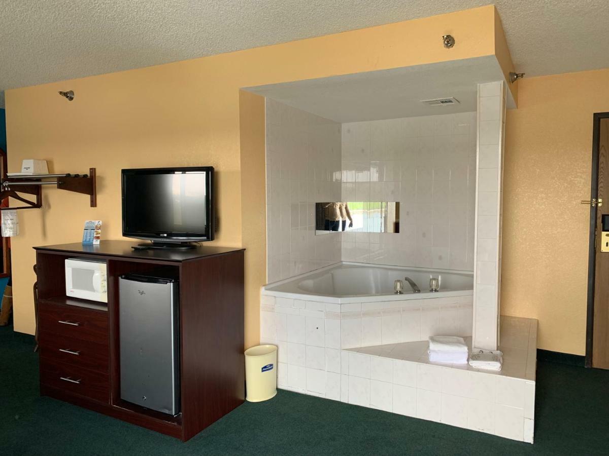 Howard Johnson By Wyndham Denver West Wheat Ridge Zewnętrze zdjęcie
